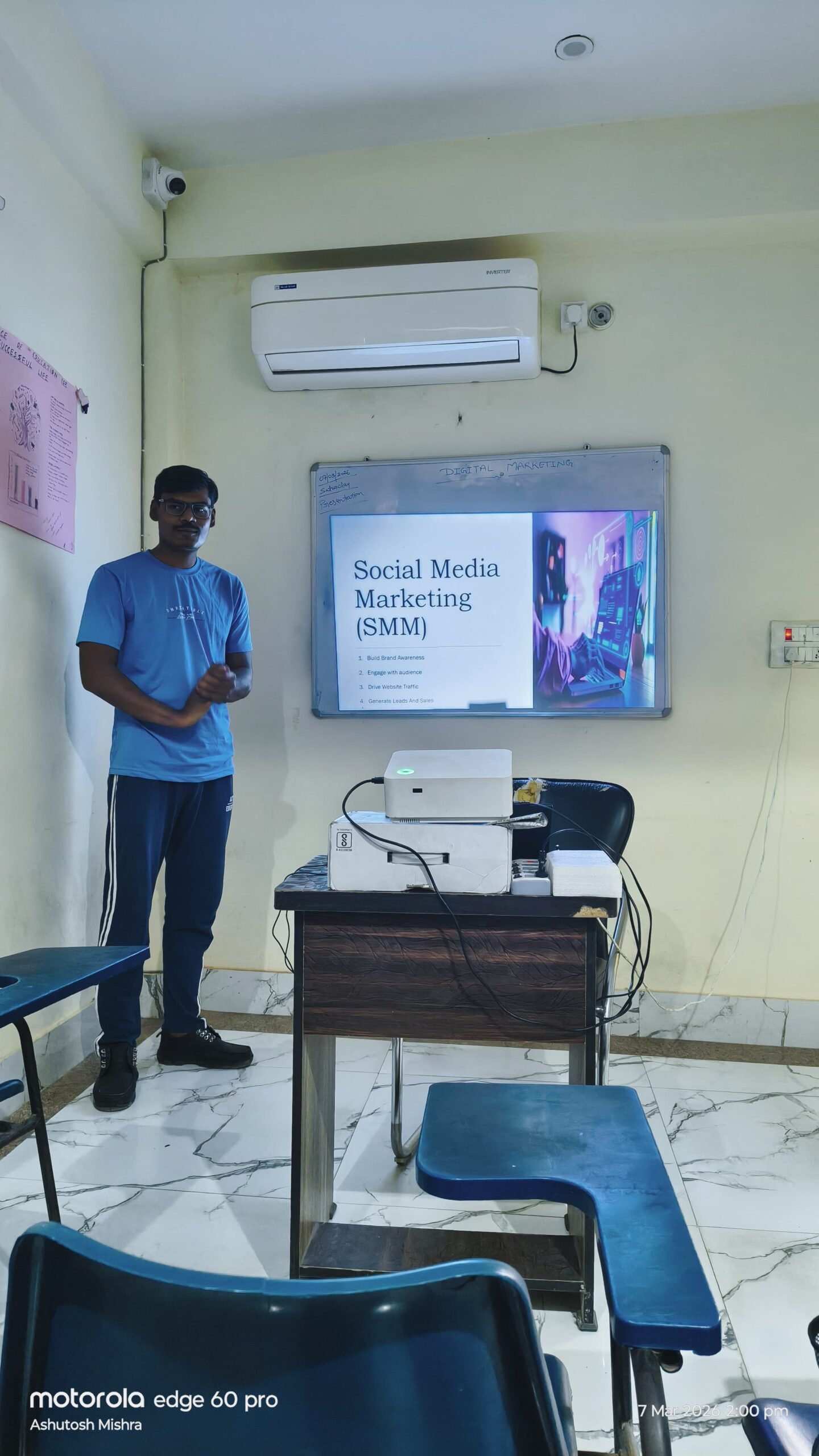 Dizi Scale digital strategy presentation